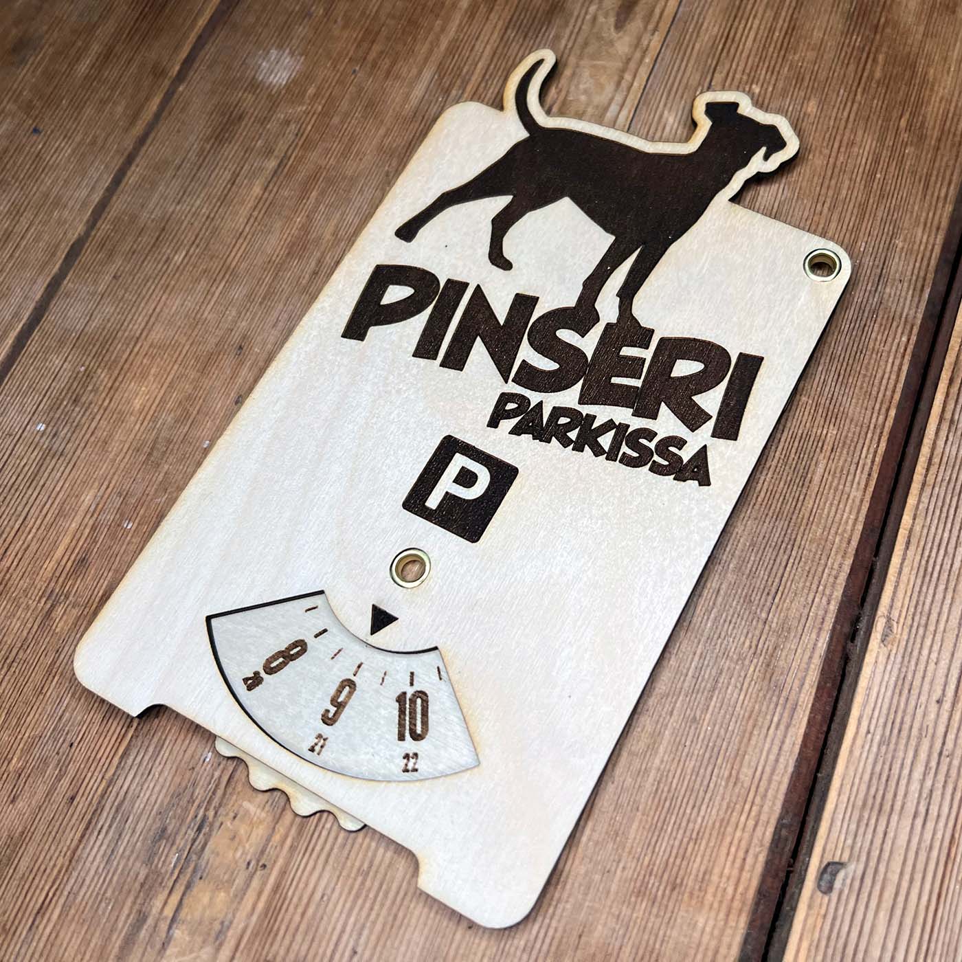Pinseri parkissa
