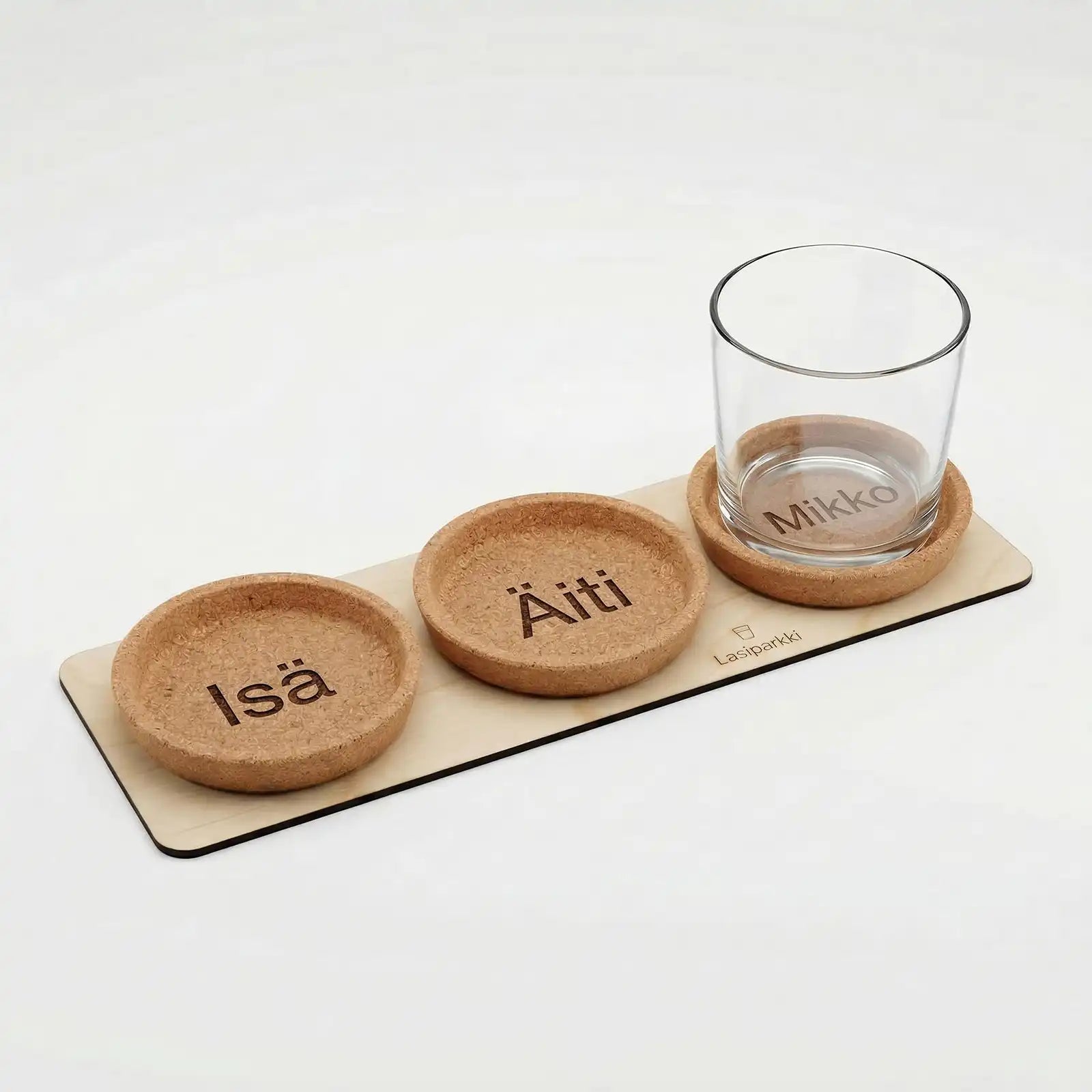 Lasiparkki 3 nimelle